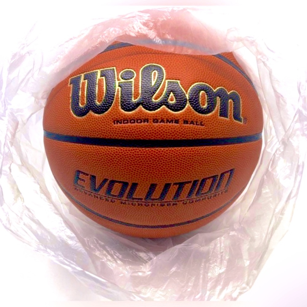 Wilson Evolution Game Ball Size 6 X 2